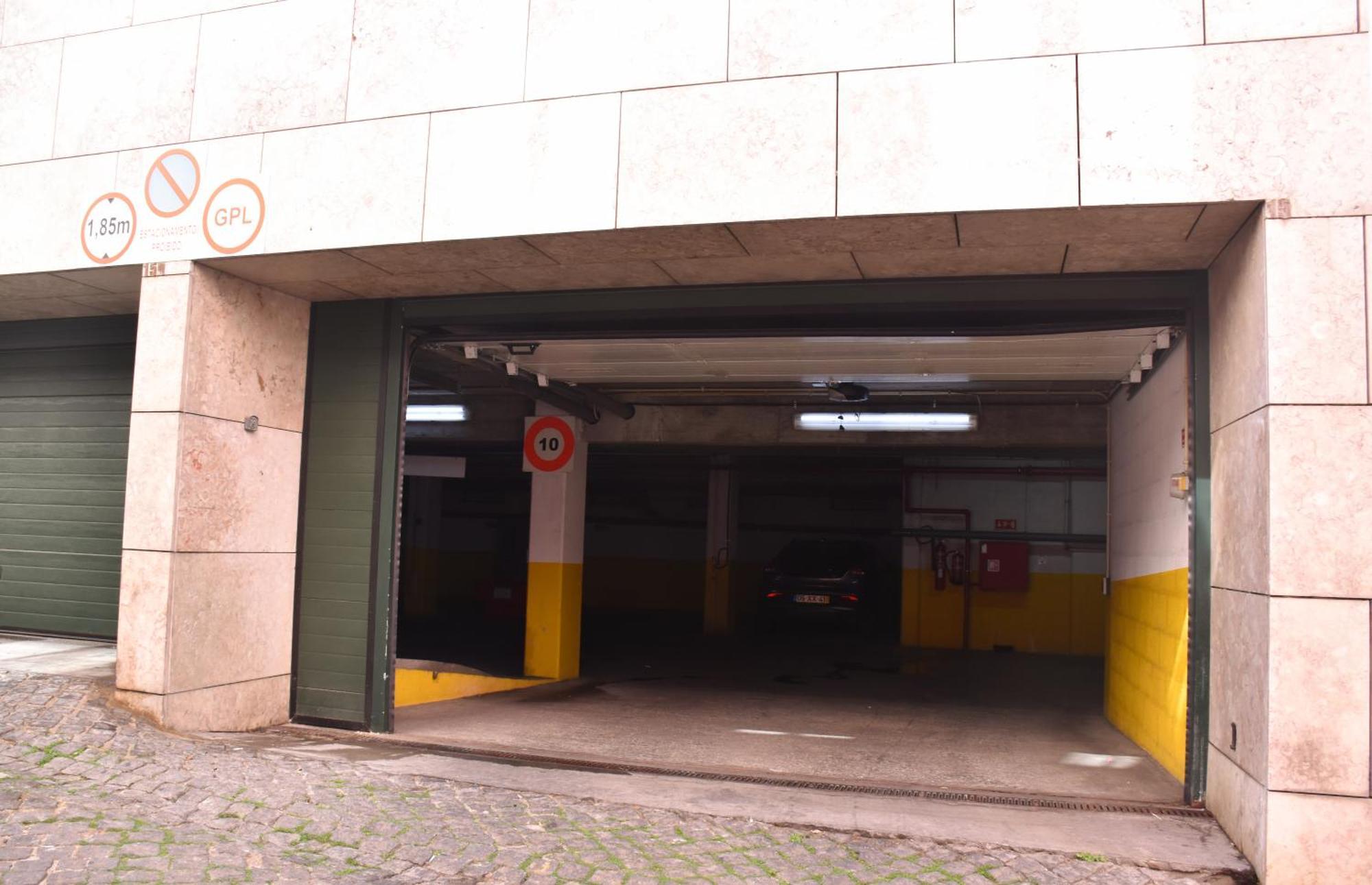 S. Bento Studio W/ Garage Lisboa Ngoại thất bức ảnh
